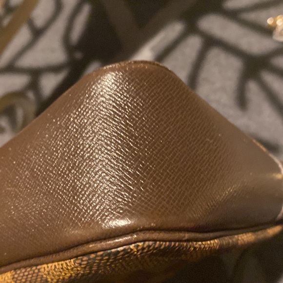 Authentic Louis Vuitton Damier Trousse Pochette Bag Make an offer - Picture 7 of 16